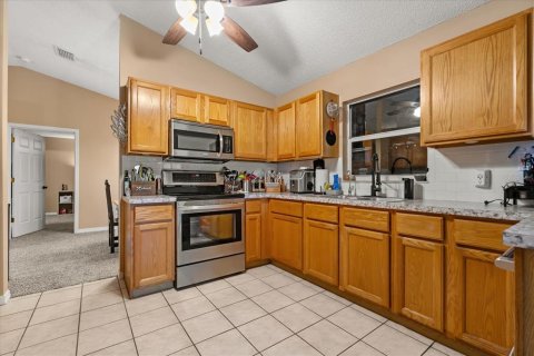 House in Kissimmee, Florida 3 bedrooms, 176.89 sq.m. № 1837822 - photo 13