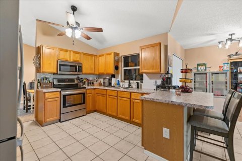 House in Kissimmee, Florida 3 bedrooms, 176.89 sq.m. № 1837822 - photo 14