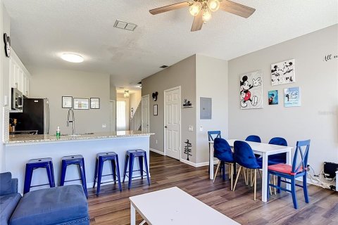 Touwnhouse à vendre à Kissimmee, Floride: 3 chambres, 133.78 m2 № 2432748 - photo 13