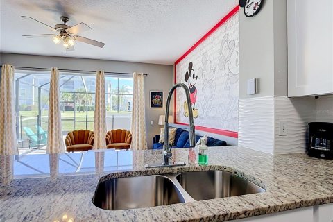 Touwnhouse à vendre à Kissimmee, Floride: 3 chambres, 133.78 m2 № 2432748 - photo 7