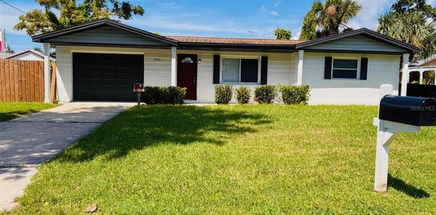 Casa en Holiday, Florida 3 dormitorios, 92.16 m2 № 1904649