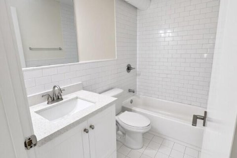 Copropriété à louer à Miami, Floride: 2 chambres, 111.48 m2 № 2420723 - photo 8