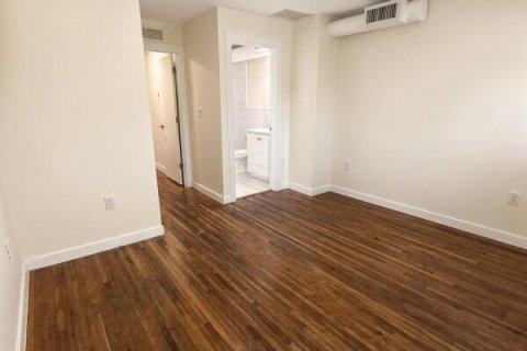 Copropriété à louer à Miami, Floride: 2 chambres, 111.48 m2 № 2420723 - photo 7