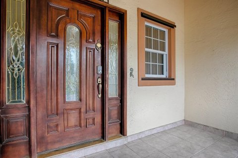 Casa en venta en The Villages, Florida, 3 dormitorios, 157 m2 № 1848035 - foto 2