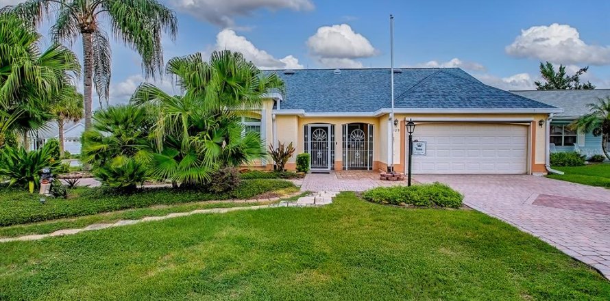 Casa en The Villages, Florida 3 dormitorios, 157 m2 № 1848035