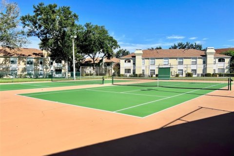 Condo in Orlando, Florida, 2 bedrooms  № 2399536 - photo 25