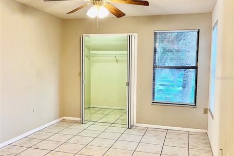 Condo in Orlando, Florida, 2 bedrooms  № 2399536 - photo 19