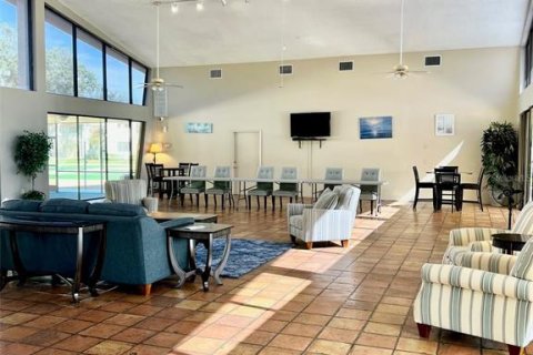 Condo in Orlando, Florida, 2 bedrooms  № 2399536 - photo 28