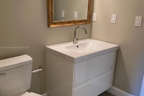 Copropriété à vendre à Miami Gardens, Floride: 3 chambres, 107.02 m2 № 2023176 - photo 18