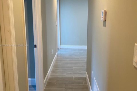 Copropriété à vendre à Miami Gardens, Floride: 3 chambres, 107.02 m2 № 2023176 - photo 14