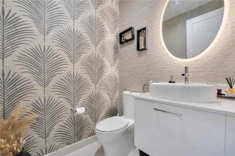 Купить виллу или дом в Дорал, Флорида 3 спальни, 202.71м2, № 1996415 - фото 12