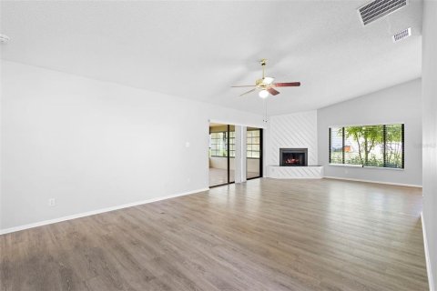 House in Apopka, Florida 2 bedrooms, 145.86 sq.m. № 1832012 - photo 20