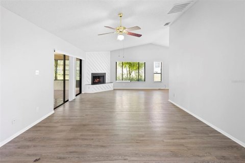 House in Apopka, Florida 2 bedrooms, 145.86 sq.m. № 1832012 - photo 19