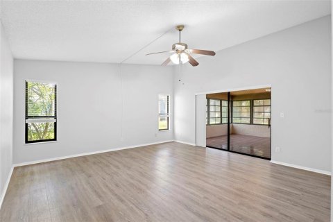 House in Apopka, Florida 2 bedrooms, 145.86 sq.m. № 1832012 - photo 25