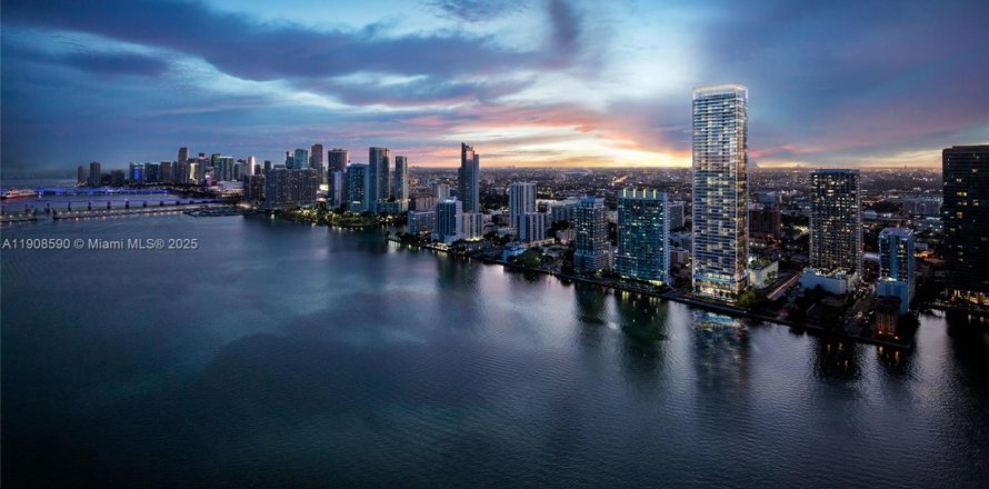 Condominio en Miami, Florida, 2 dormitorios № 1964339