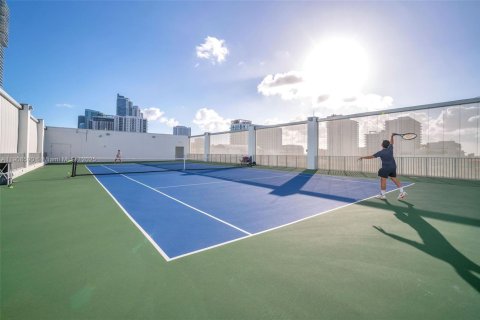 Condominio en alquiler en Miami, Florida, 2 dormitorios, 160.91 m2 № 1964339 - foto 10