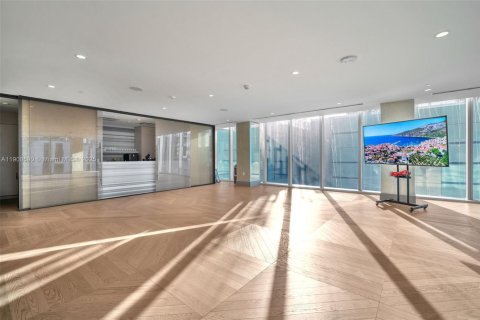 Condominio en alquiler en Miami, Florida, 2 dormitorios, 160.91 m2 № 1964339 - foto 12