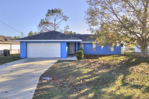 House in Ocala, Florida 3 bedrooms, 136.75 sq.m. № 2094686