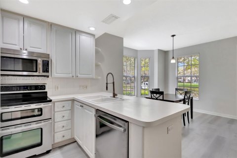 Townhouse in Jupiter, Florida 3 bedrooms, 131.27 sq.m. № 1794506 - photo 13