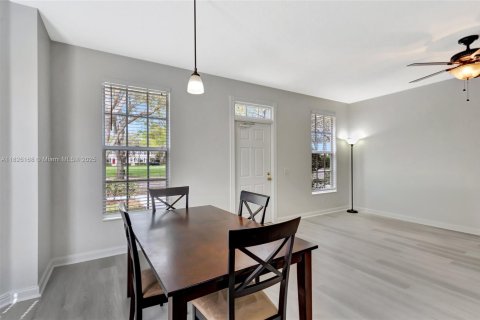 Townhouse in Jupiter, Florida 3 bedrooms, 131.27 sq.m. № 1794506 - photo 5