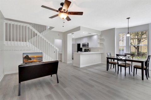 Townhouse in Jupiter, Florida 3 bedrooms, 131.27 sq.m. № 1794506 - photo 9