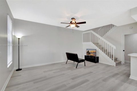 Townhouse in Jupiter, Florida 3 bedrooms, 131.27 sq.m. № 1794506 - photo 7