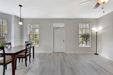 Townhouse in Jupiter, Florida 3 bedrooms, 131.27 sq.m. № 1794506 - photo 3