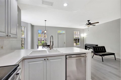 Townhouse in Jupiter, Florida 3 bedrooms, 131.27 sq.m. № 1794506 - photo 16