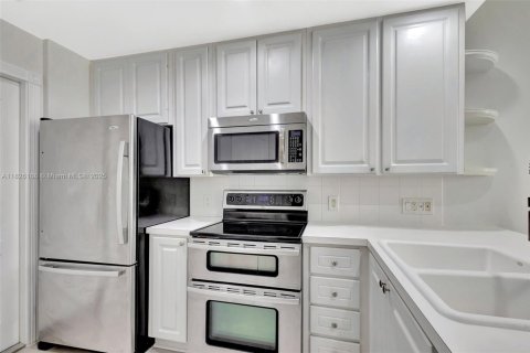 Townhouse in Jupiter, Florida 3 bedrooms, 131.27 sq.m. № 1794506 - photo 14