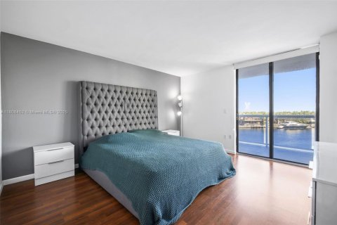 Condominio en alquiler en Aventura, Florida, 2 dormitorios, 106.47 m2 № 1739197 - foto 22