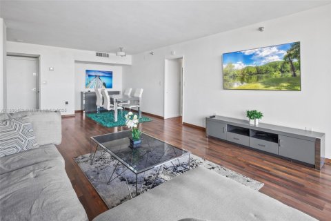 Condominio en alquiler en Aventura, Florida, 2 dormitorios, 106.47 m2 № 1739197 - foto 21