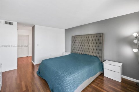 Condominio en alquiler en Aventura, Florida, 2 dormitorios, 106.47 m2 № 1739197 - foto 25