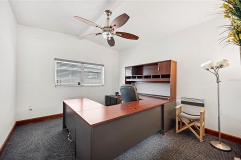 Propiedad comercial en venta en Lakeland, Florida, 214.14 m2 № 1790048 - foto 11