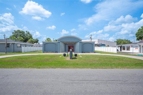 Propiedad comercial en venta en Lakeland, Florida, 214.14 m2 № 1790048 - foto 28