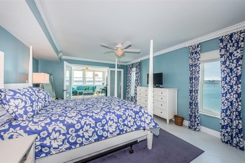 Condominio en venta en Saint Petersburg, Florida, 2 dormitorios, 163.51 m2 № 1561868 - foto 23