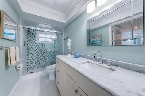 Condominio en venta en Saint Petersburg, Florida, 2 dormitorios, 163.51 m2 № 1561868 - foto 30