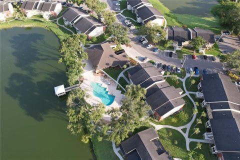 Copropriété à louer à Brandon, Floride: 1 chambre, 55.56 m2 № 2120507 - photo 5