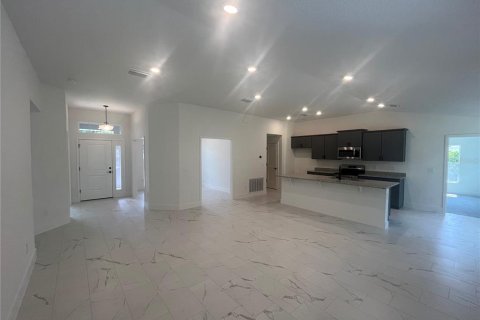 Casa en venta en Summerfield, Florida, 4 dormitorios, 208.47 m2 № 2149512 - foto 6