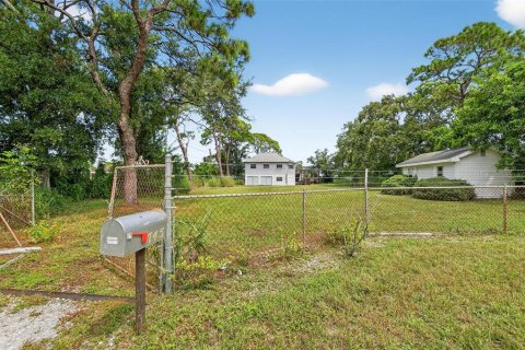 Land in Saint Petersburg, Florida № 1906512 - photo 13