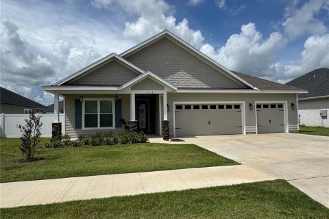 Casa en Newberry, Florida 3 dormitorios, 186.36 m2 № 2363266