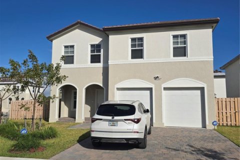 Immobilier commercial à louer à Naranja, Floride: 1 chambre № 1992261 - photo 1