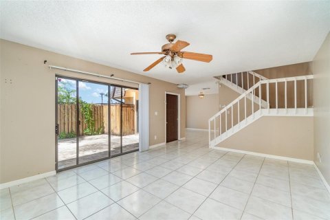 Townhouse in Fort Myers, Florida 2 bedrooms, 117.06 sq.m. № 1721370 - photo 5