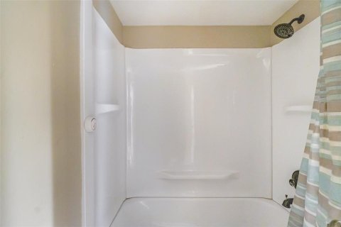 Townhouse in Fort Myers, Florida 2 bedrooms, 117.06 sq.m. № 1721370 - photo 19