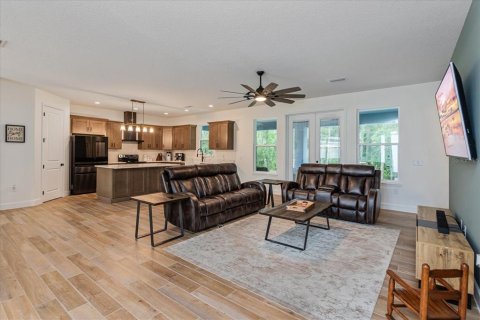 Villa ou maison à vendre à Deltona, Floride: 5 chambres, 287.72 m2 № 1803787 - photo 7