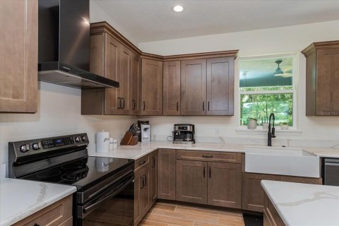 Villa ou maison à vendre à Deltona, Floride: 5 chambres, 287.72 m2 № 1803787 - photo 10
