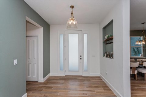 Villa ou maison à vendre à Deltona, Floride: 5 chambres, 287.72 m2 № 1803787 - photo 3