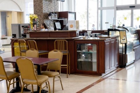 Купить кондоминиум в Санни-Айлс-Бич, Флорида 39.02м2, № 2009702 - фото 7