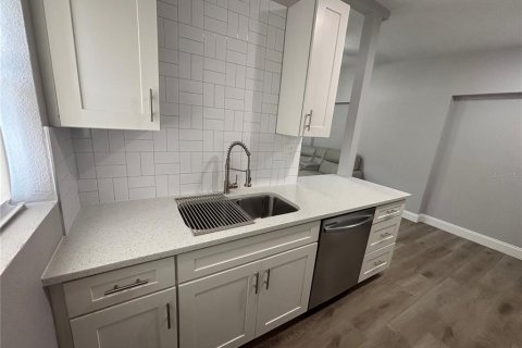 Apartamento en alquiler en Orlando, Florida, 3 dormitorios, 111.48 m2 № 1787812 - foto 21