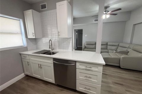 Apartamento en alquiler en Orlando, Florida, 3 dormitorios, 111.48 m2 № 1787812 - foto 22