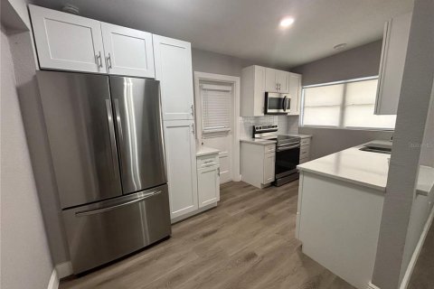 Apartamento en alquiler en Orlando, Florida, 3 dormitorios, 111.48 m2 № 1787812 - foto 23